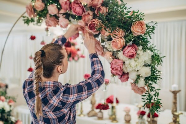 Marquee wedding flowers by Field Gate Flowers 3 Marquee wedding flowers by Field Gate Flowers 3